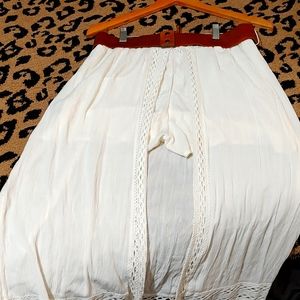 Cute outfit with a Mid-Western style